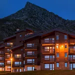 Pierre & Emeraude Aparthotel 3*