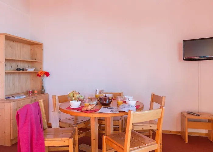 Pierre & Emeraude Apartmanhotel 3*