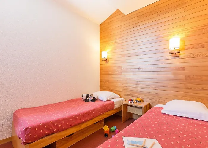 Pierre & Emeraude Apartmanhotel 3*