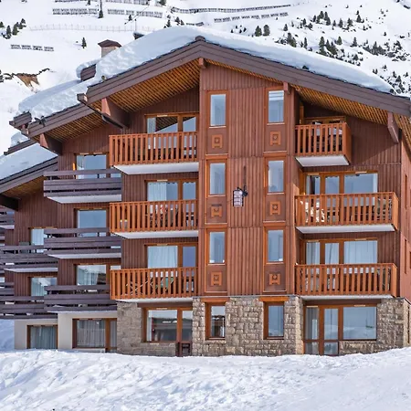 Pierre & Emeraude Aparthotel 3*