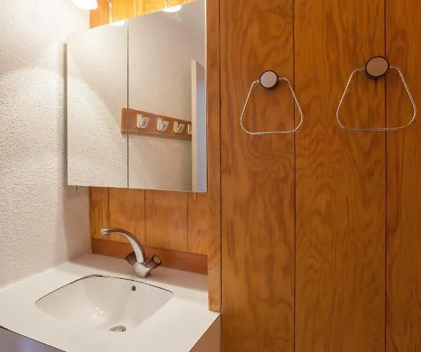 Pierre & Emeraude 3*